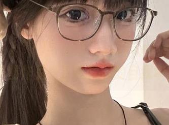 Hizzy (히지)与她的“SelfSatisfaction”美图作品：打破界限的自我审美之旅